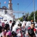 Familias andacollinas disfrutaron de una tarde refrescante en la Fiesta de la espuma