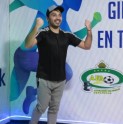 Jonny Ramírez lleva el ritmo de la Zumba a las familias andacollinas en el programa «Gimnasio en tu casa»