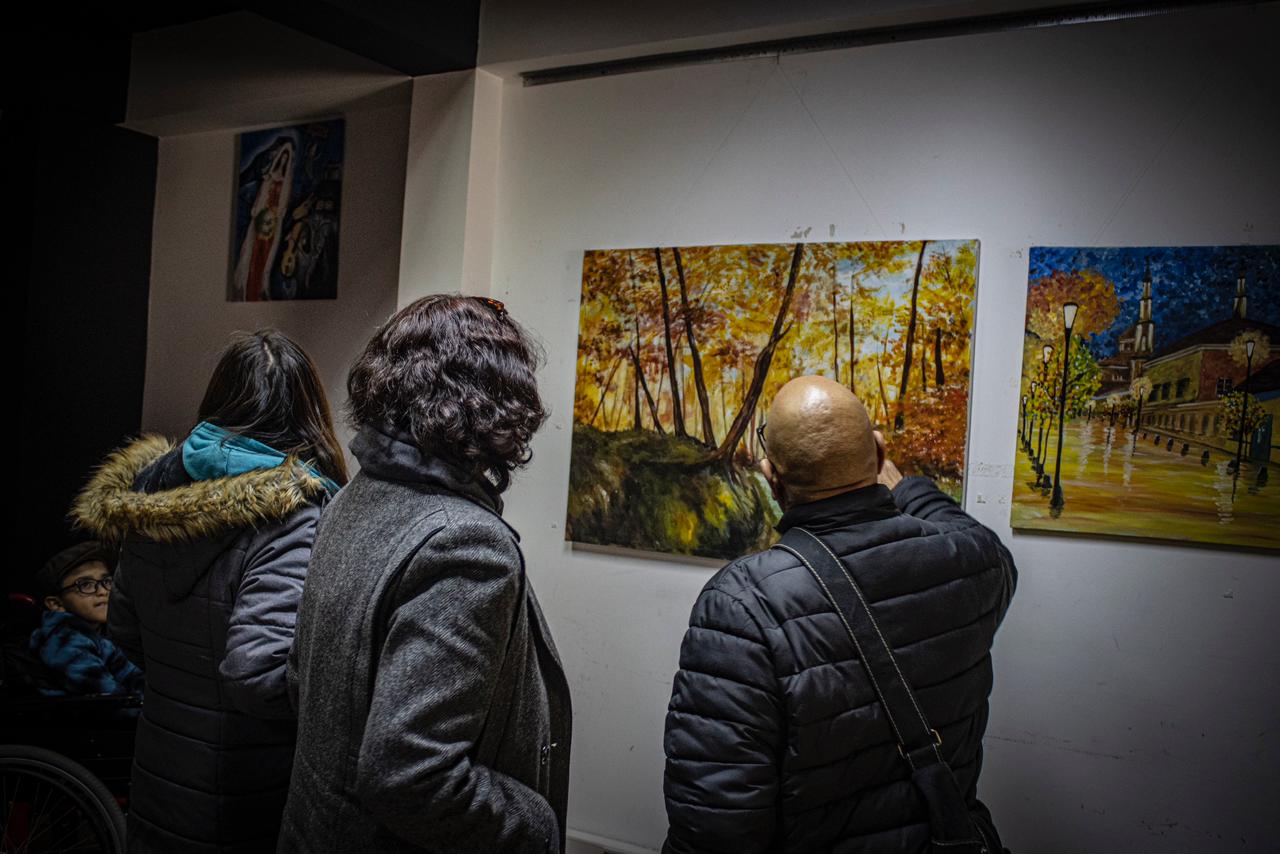 Exposición de pinturas del artista andacollino Pedro Bordones está disponible para ser visitada por el público